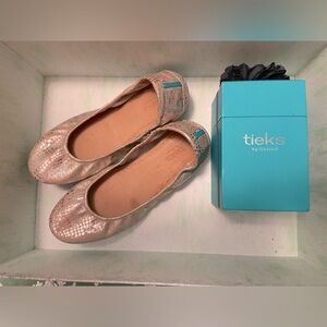Tieks- Romantic Blush Print Slipper/Size 10 🩰 🩷